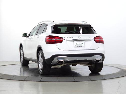 White 2019 Mercedes-Benz GLA 250 Base 4MATIC