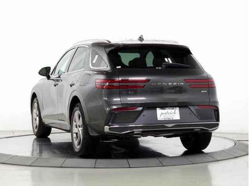2026 Genesis GV70 2.5T Select