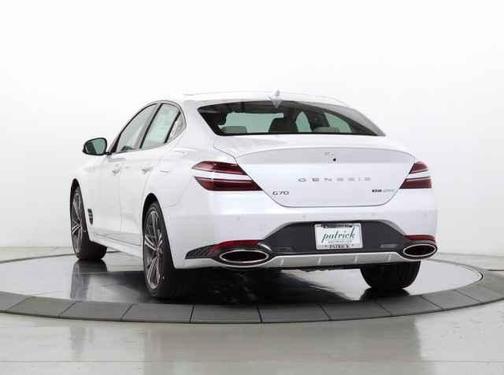 2025 Genesis G70 3.3T Sport Advanced