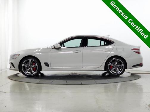 2025 Genesis G70 2.5T