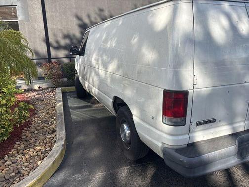 2006 Ford E250 Cargo