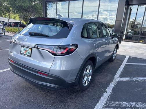 2023 Honda HR-V LX