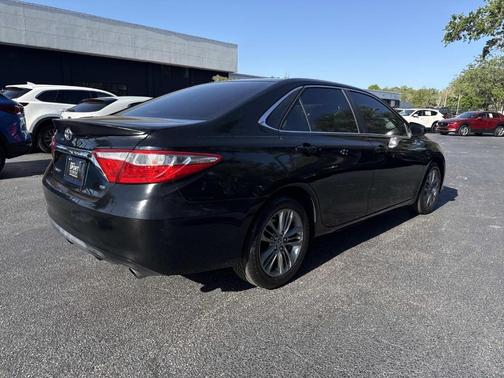 Attitude Black 2015 Toyota Camry SE
