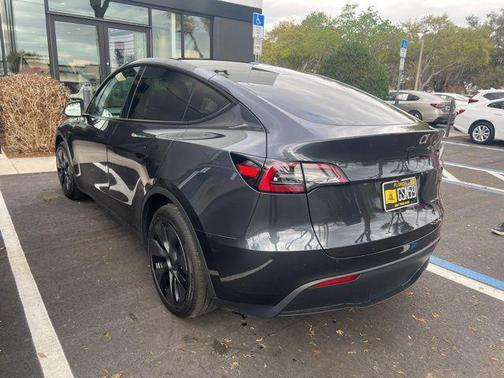 2025 Tesla Model Y Long Range