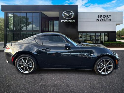 2022 Mazda MX-5 Miata RF Grand Touring