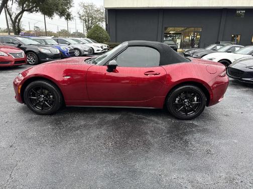 2019 Mazda MX-5 Miata Sport