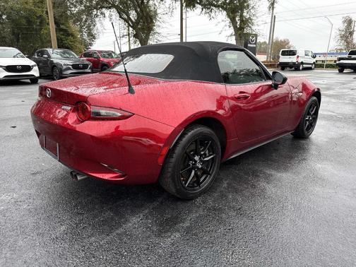 2019 Mazda MX-5 Miata Sport