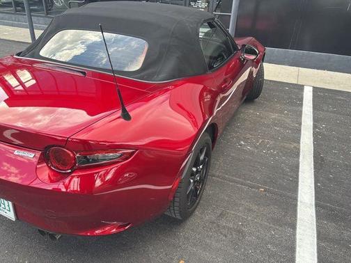 2019 Mazda MX-5 Miata Sport