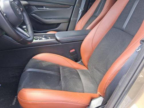 Sand Metallic 2025 Mazda Mazda3 2.5 Carbon Turbo