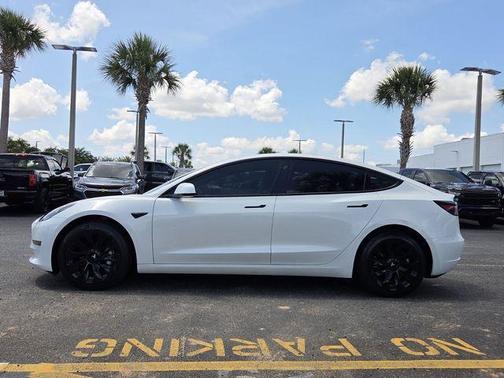 Pearl White Multi 2023 Tesla Model 3 Base
