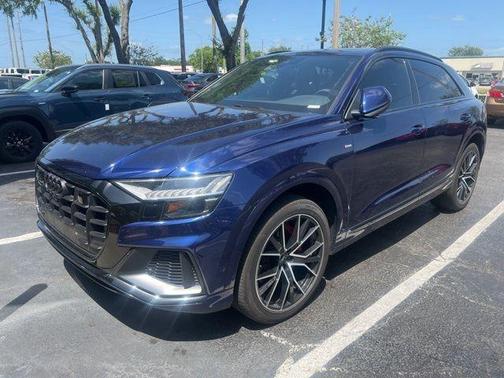 2021 Audi Q8 55 Premium Plus