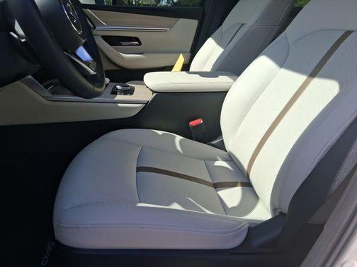 Rhodium White Premium 2026 Mazda CX-90 3.3 Turbo Premium Plus
