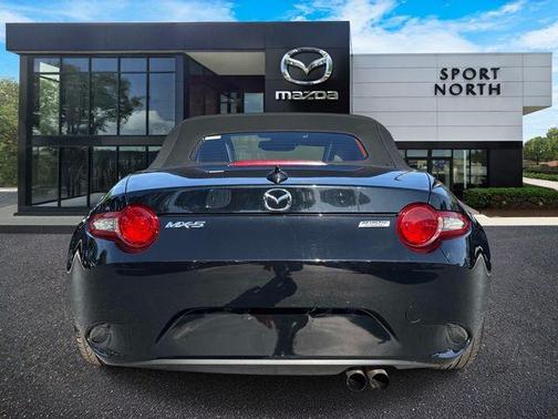 Jet Black 2016 Mazda MX-5 Miata Grand Touring