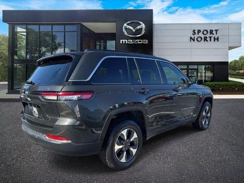 Rocky Mountain Pearlcoat 2024 Jeep Grand Cherokee 4xe Base