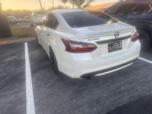 2016 Nissan Altima 2.5 SR