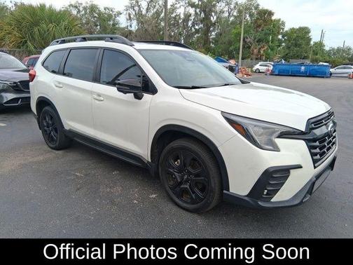 Crystal White Pearl 2023 Subaru Ascent Onyx Edition Limited