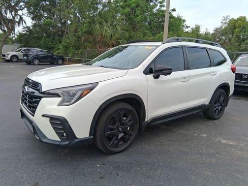 Crystal White Pearl 2023 Subaru Ascent Onyx Edition Limited