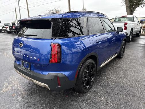 2025 MINI Countryman S