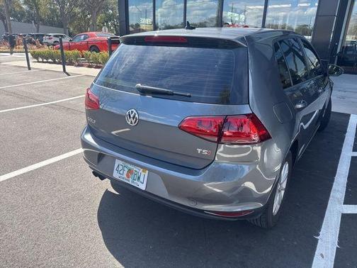 2015 Volkswagen Golf TSI S 4-Door