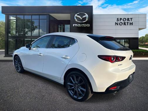 Snowflake White Pearl 2023 Mazda Mazda3 FWD w/Select Package