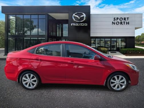2012 Hyundai Accent GLS