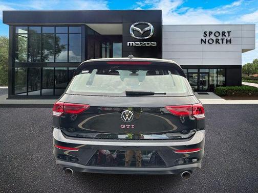 Mythos Black Metallic 2024 Volkswagen Golf GTI 2.0T S