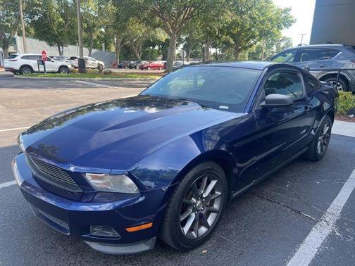 2011 Ford Mustang V6 Premium
