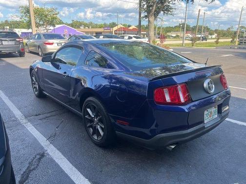 2011 Ford Mustang V6 Premium