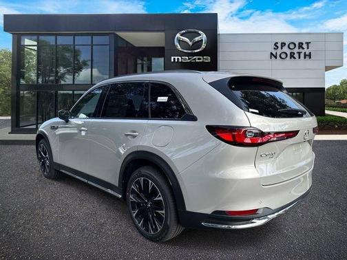 Platinum Quartz Metallic 2026 Mazda CX-90 PHEV Premium Plus