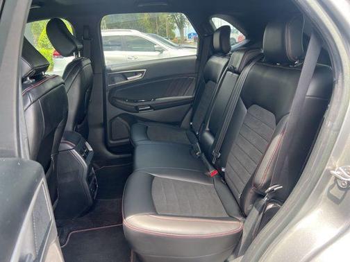 2020 Ford Edge ST Line