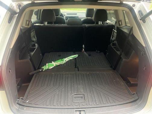 2023 Volkswagen Atlas 2.0T SE w/Technology
