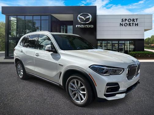 Mineral White Metallic 2022 BMW X5 PHEV xDrive45e