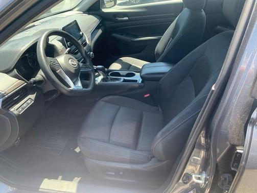 Gun Metallic 2024 Nissan Altima 2.5 SV