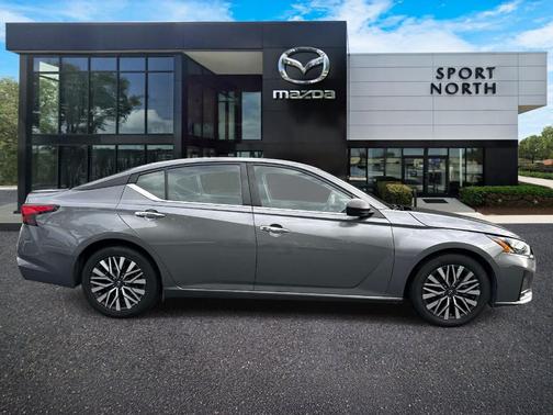 Gun Metallic 2024 Nissan Altima 2.5 SV