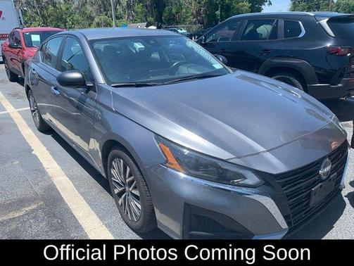 Gun Metallic 2024 Nissan Altima 2.5 SV