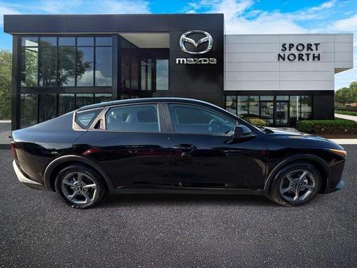 Aurora Black Pearl 2025 Kia K4