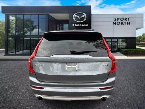 Gray Metallic 2018 Volvo XC90 T5 Momentum