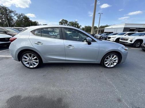 Sonic Silver Metallic 2017 Mazda Mazda3 Grand Touring