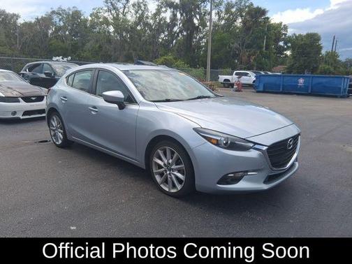 Sonic Silver Metallic 2017 Mazda Mazda3 Grand Touring