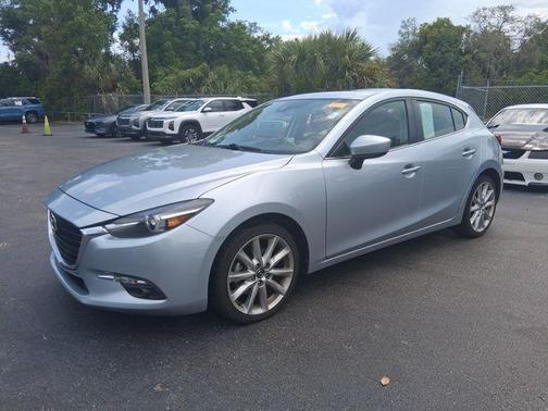 Sonic Silver Metallic 2017 Mazda Mazda3 Grand Touring