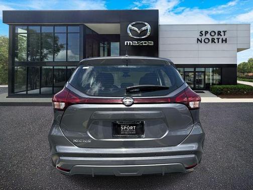 Gun Metallic 2023 Nissan Kicks S