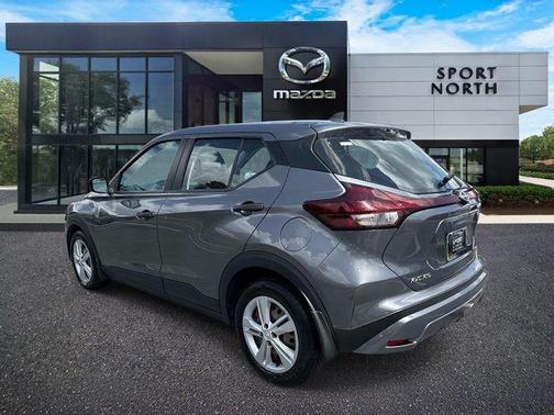 Gun Metallic 2023 Nissan Kicks S