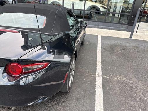 2022 Mazda MX-5 Miata Grand Touring
