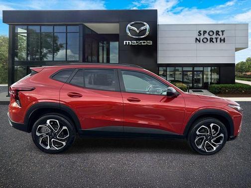 Cayenne Orange Metallic 2024 Chevrolet Trax 2RS