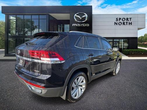 2022 Volkswagen Atlas Cross Sport 2.0T SE w/Technology