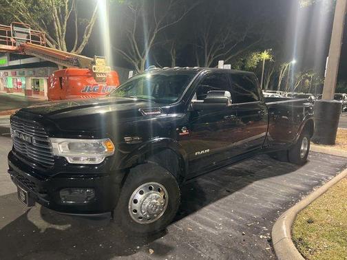 2019 RAM 3500 Laramie