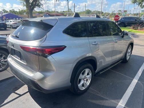 2021 Toyota Highlander L
