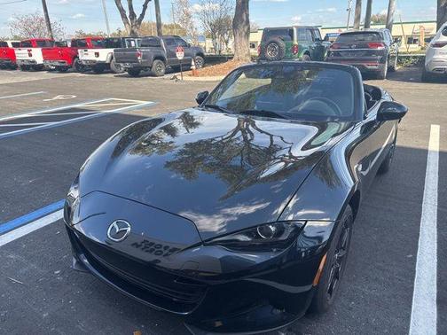 2025 Mazda MX-5 Miata Sport