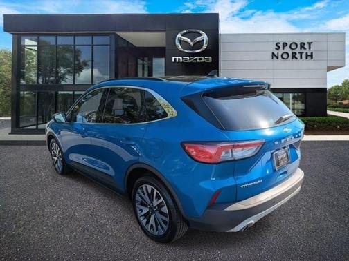 2020 Ford Escape Titanium Hybrid