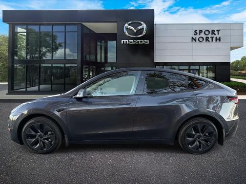 2025 Tesla Model Y Long Range